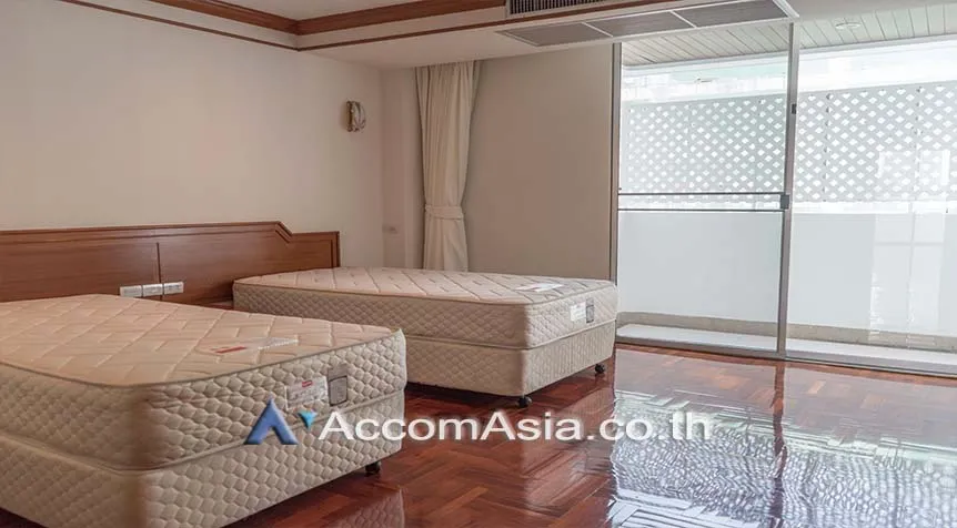 10  4 br Apartment For Rent in Sukhumvit ,Bangkok MRT Sukhumvit - BTS Asok at Newly renovated modern style living place AA10416