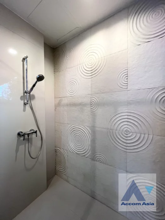 10  5 br House for rent and sale in Sukhumvit ,Bangkok BTS Thong Lo at Perfect For Family AA10435