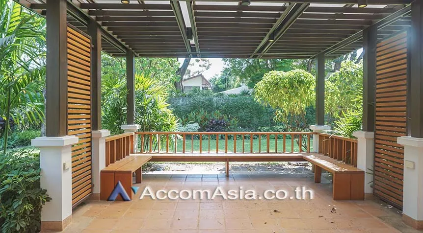 4  4 br House for rent and sale in Pattanakarn ,Bangkok BTS On Nut at Panya Pattanakarn Village AA10448