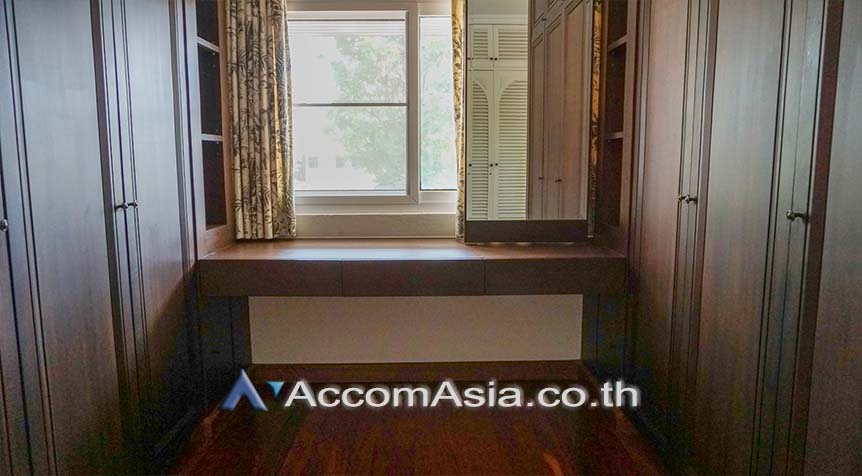 7  4 br House for rent and sale in Pattanakarn ,Bangkok BTS On Nut at Panya Pattanakarn Village AA10448