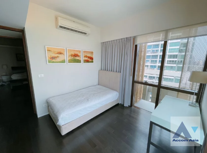 11  2 br Condominium For Rent in Ploenchit ,Bangkok BTS Ratchadamri at Hansar Residence AA10452