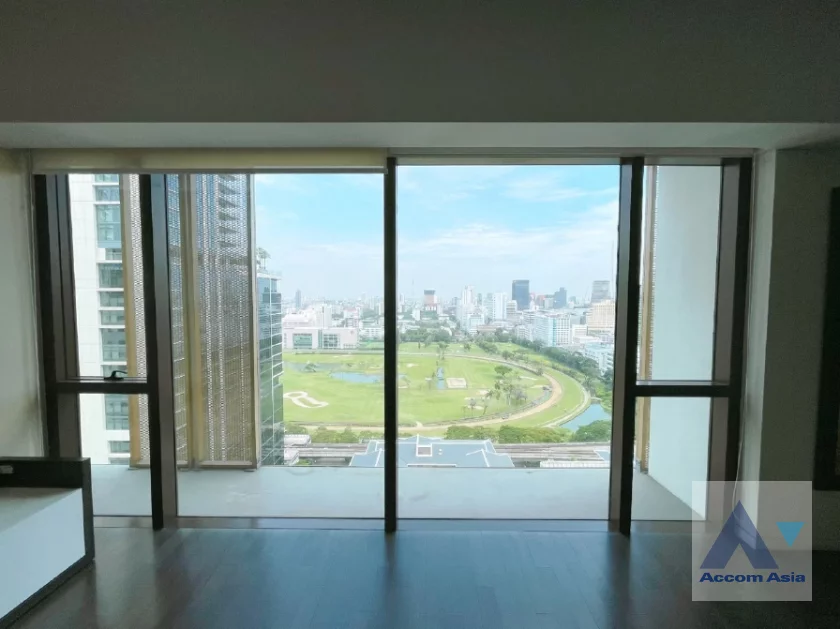 4  2 br Condominium For Rent in Ploenchit ,Bangkok BTS Ratchadamri at Hansar Residence AA10452