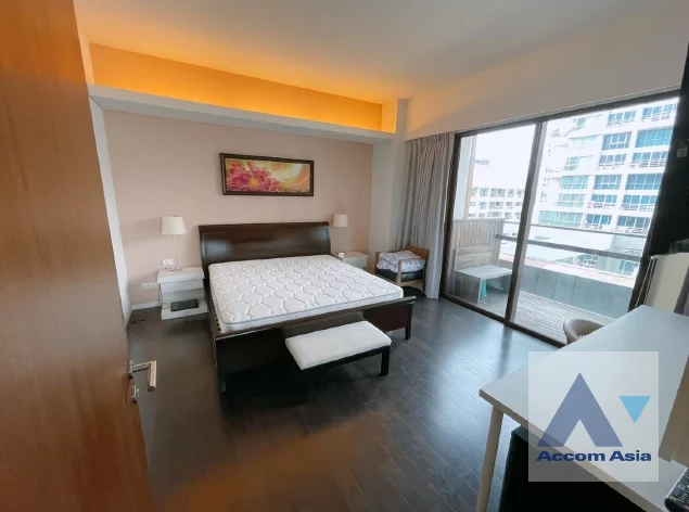 7  2 br Condominium For Rent in Ploenchit ,Bangkok BTS Ratchadamri at Hansar Residence AA10452
