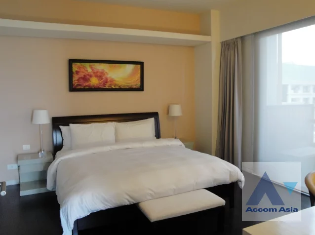 8  2 br Condominium For Rent in Ploenchit ,Bangkok BTS Ratchadamri at Hansar Residence AA10452