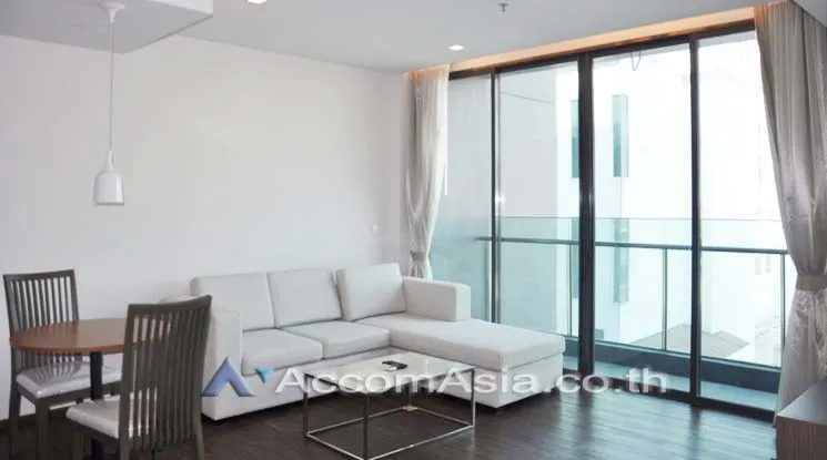 unit 1 Bedroom  Apartment For Rent in Sukhumvit, Bangkok  near BTS Ekkamai (AA10472)