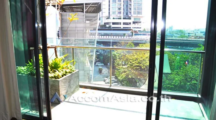 unit 1 Bedroom  Apartment For Rent in Sukhumvit, Bangkok  near BTS Ekkamai (AA10473)