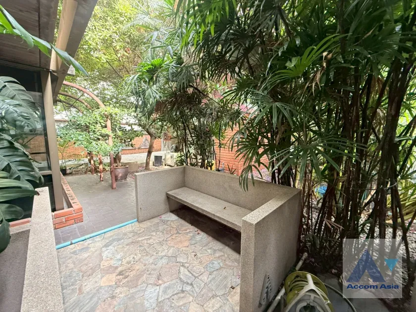 26  2 br House for rent and sale in Sukhumvit ,Bangkok BTS Phrom Phong AA10673