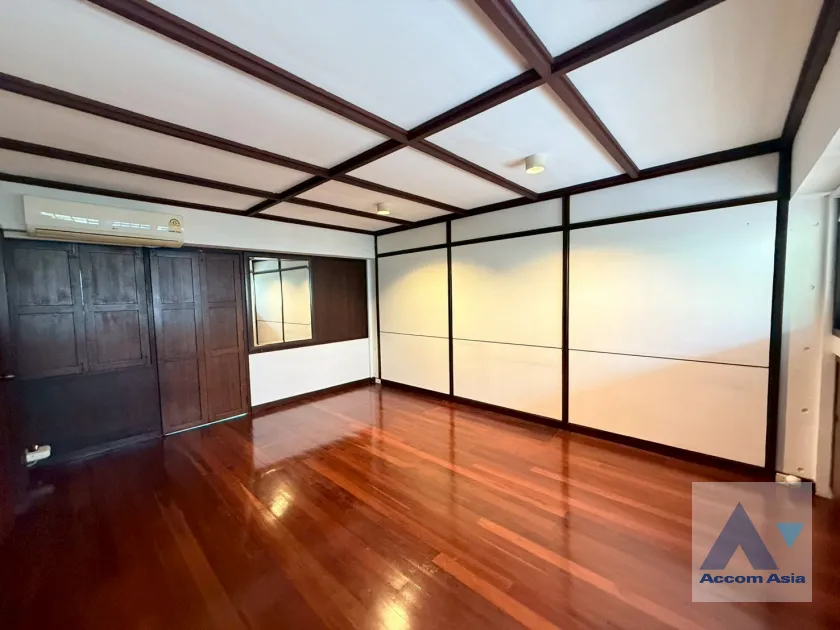 10  2 br House for rent and sale in Sukhumvit ,Bangkok BTS Phrom Phong AA10673