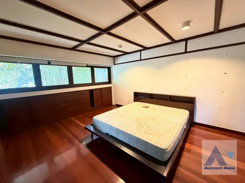 13  2 br House for rent and sale in Sukhumvit ,Bangkok BTS Phrom Phong AA10673