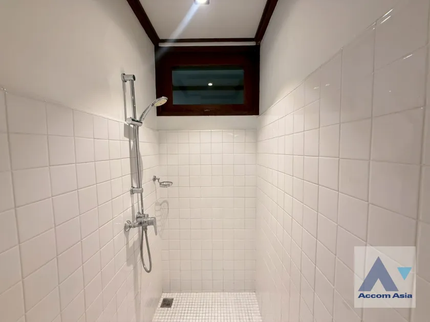 19  2 br House for rent and sale in Sukhumvit ,Bangkok BTS Phrom Phong AA10673