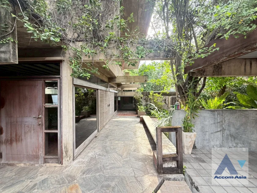 27  2 br House for rent and sale in Sukhumvit ,Bangkok BTS Phrom Phong AA10673