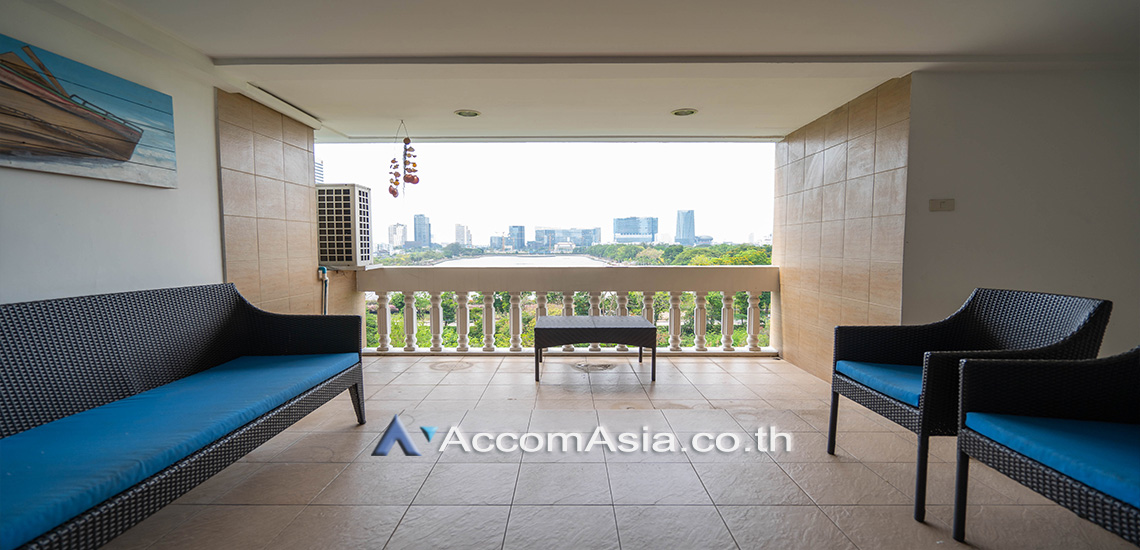 6  3 br Apartment For Rent in Sukhumvit ,Bangkok BTS Asok at Family Apartment with Lake View AA10679