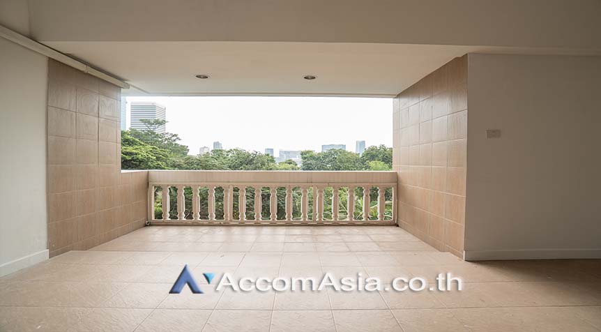 6  3 br Apartment For Rent in Sukhumvit ,Bangkok MRT Sukhumvit - BTS Asok at Family Apartment with Lake View AA10680