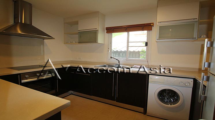  1  3 br Apartment For Rent in Sathorn ,Bangkok BTS Chong Nonsi at Quality Of Living AA10703