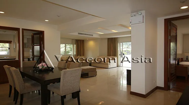 unit 3 Bedrooms  Apartment For Rent in Sathorn, Bangkok  near BTS Chong Nonsi (AA10703)