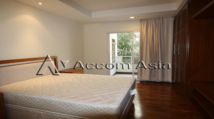 6  3 br Apartment For Rent in Sathorn ,Bangkok BTS Chong Nonsi at Quality Of Living AA10703