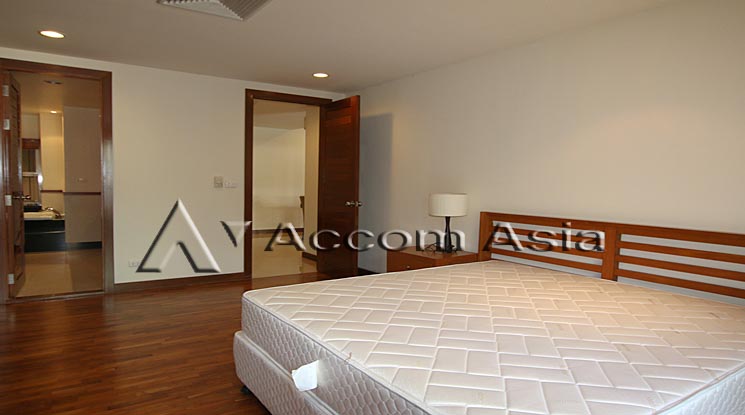 7  3 br Apartment For Rent in Sathorn ,Bangkok BTS Chong Nonsi at Quality Of Living AA10703