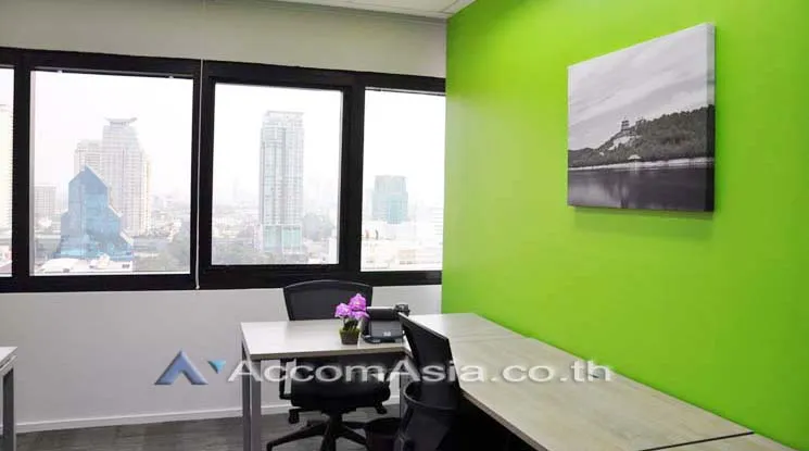  1  Office Space For Rent in Silom ,Bangkok BTS Sala Daeng at Silom Complex AA10756