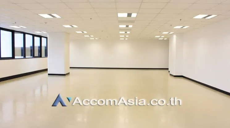 unit Office space For Rent in Ratchadaphisek, Bangkok  near MRT Ratchadaphisek (AA10803)