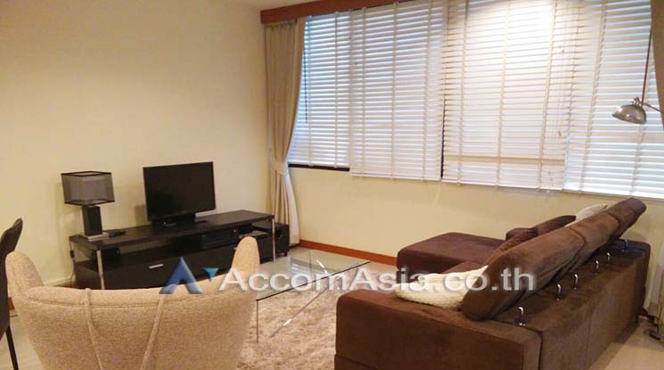  2  1 br Apartment For Rent in Phaholyothin ,Bangkok BTS Ari at Low-rise Apartment 750m. walk to BTS AA10836