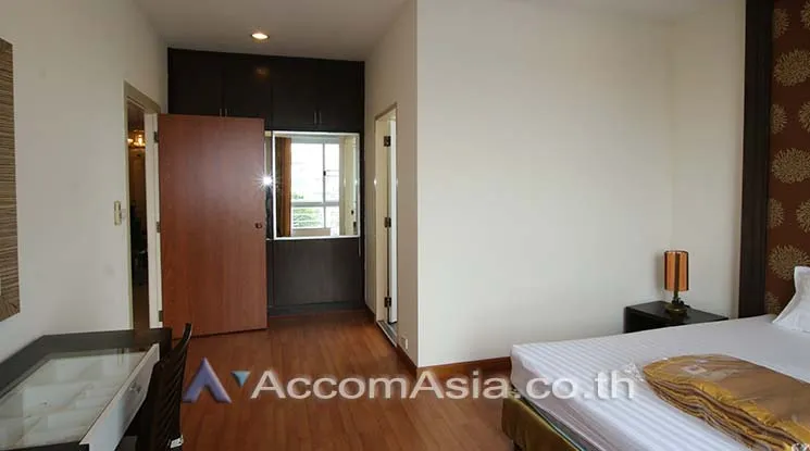 6  3 br Apartment For Rent in Sukhumvit ,Bangkok BTS Phra khanong at Modern Thai Decorated Style AA10894