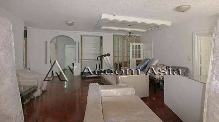 unitHuge Terrace, Pet friendly |  3 Bedrooms  Apartment For Rent in Ploenchit, Bangkok  near BTS Chitlom (10259)