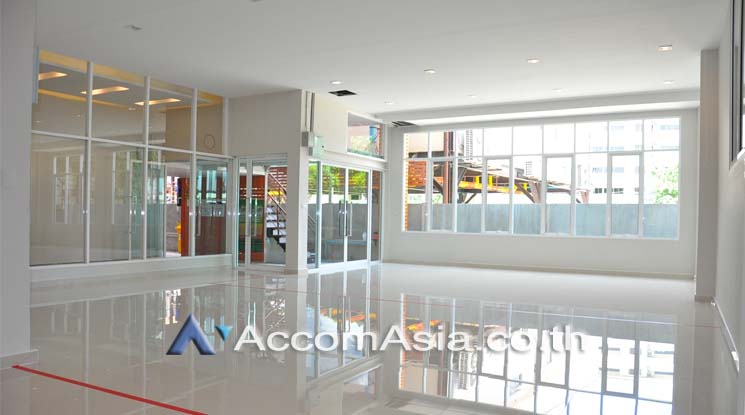 7  Apartment For Rent in Sukhumvit ,Bangkok BTS Thong Lo at Low rise Building AA10928