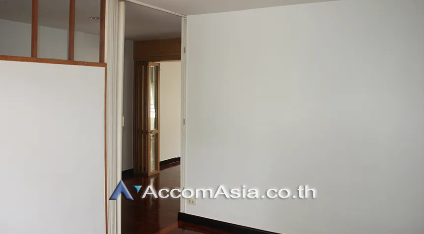 unitHome Office |  3 Bedrooms  House For Rent in Sukhumvit, Bangkok  near BTS Phra khanong (AA10996)