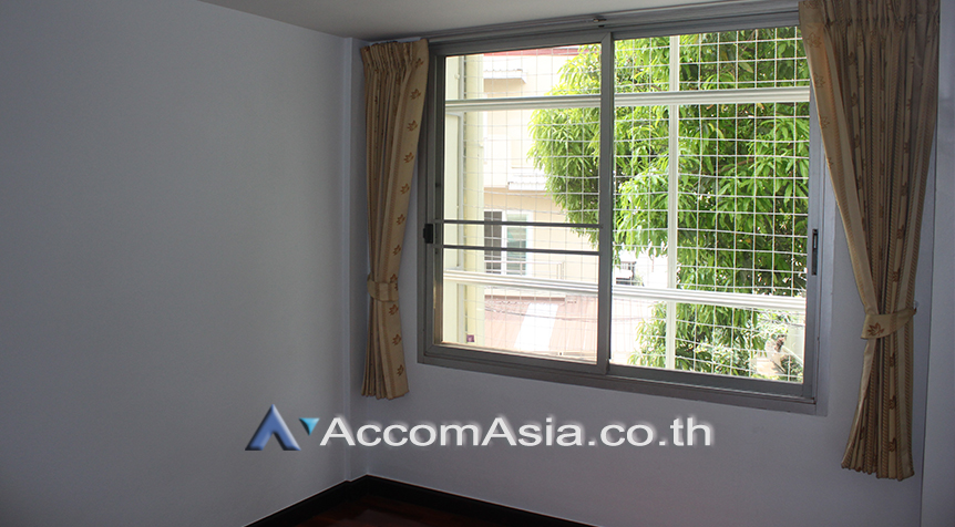 5  3 br House For Rent in Sukhumvit ,Bangkok BTS Phra khanong at Home Place Sukhumvit 71 AA10996