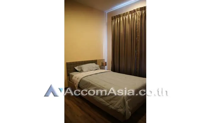 unit 2 Bedrooms  Condominium For Rent in Dusit, Bangkok  near BTS Wongwian Yai (AA11056)