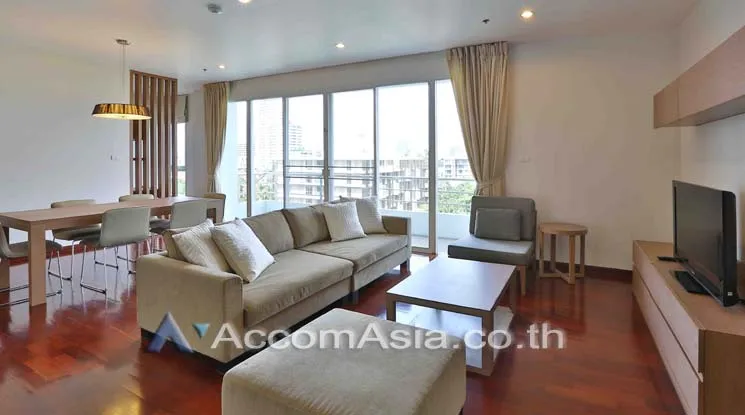 unit 3 Bedrooms  Apartment For Rent in Sukhumvit, Bangkok  near BTS Phrom Phong (AA11130)