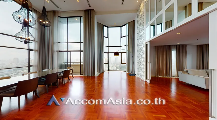 Duplex Condo, Penthouse |  Baan Suanpetch Condominium  4 Bedroom for Rent BTS Phrom Phong in Sukhumvit Bangkok
