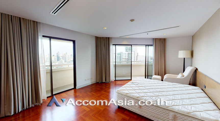10  4 br Condominium For Rent in Sukhumvit ,Bangkok BTS Phrom Phong at Baan Suanpetch AA11206