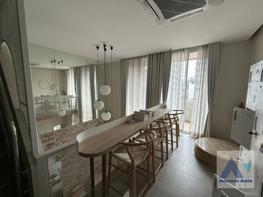 unitHome Office |  3 Bedrooms  Townhouse For Rent & Sale in Sukhumvit, Bangkok  near BTS Thong Lo (AA11213)