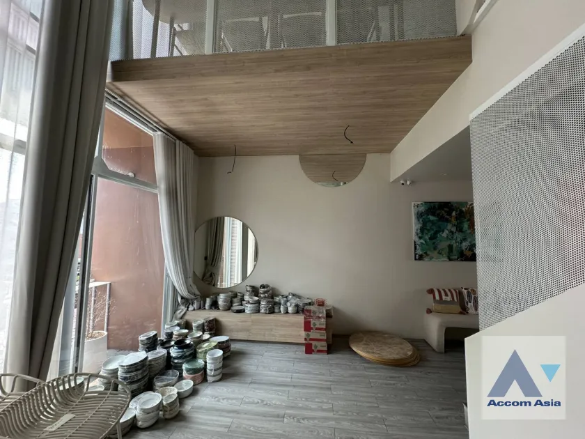 11  3 br Townhouse for rent and sale in Sukhumvit ,Bangkok BTS Thong Lo AA11213