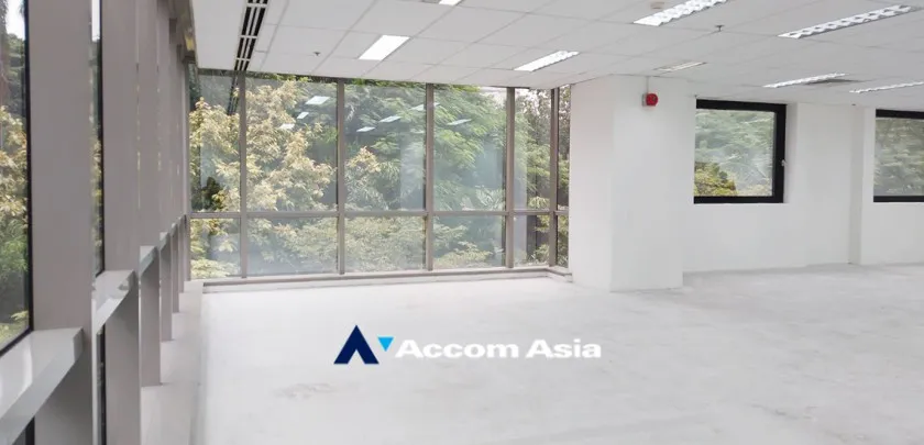 unit Office space For Rent in Ploenchit, Bangkok  near BTS Ploenchit (AA11254)