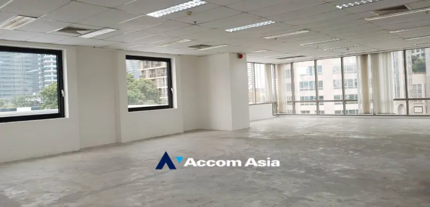unit Office space For Rent in Ploenchit, Bangkok  near BTS Ploenchit (AA11258)