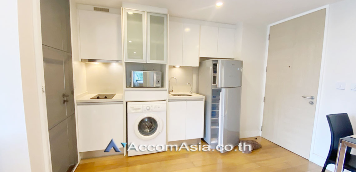 9  2 br Condominium For Rent in Silom ,Bangkok BTS Chong Nonsi at Collezio Sathorn Pipat AA11294