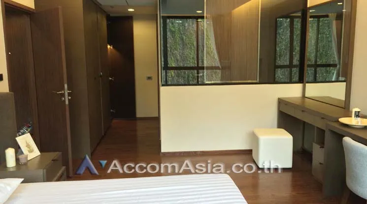 unit 1 Bedroom  Condominium For Rent in Sathorn, Bangkok  near BTS Chong Nonsi (AA11296)