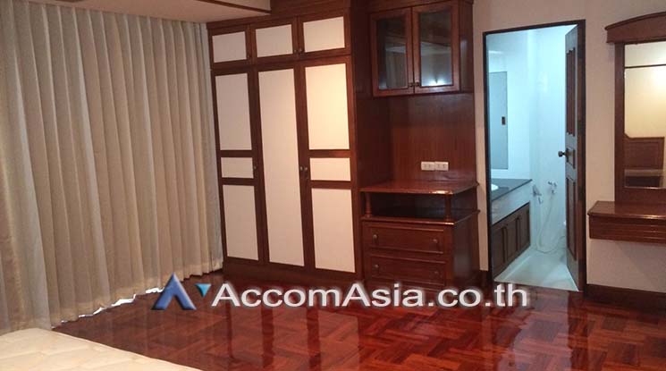  2  4 br Apartment For Rent in Sukhumvit ,Bangkok MRT Sukhumvit - BTS Asok at Newly renovated modern style living place AA11327