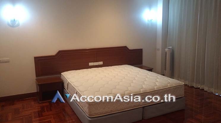 11  4 br Apartment For Rent in Sukhumvit ,Bangkok MRT Sukhumvit - BTS Asok at Newly renovated modern style living place AA11327