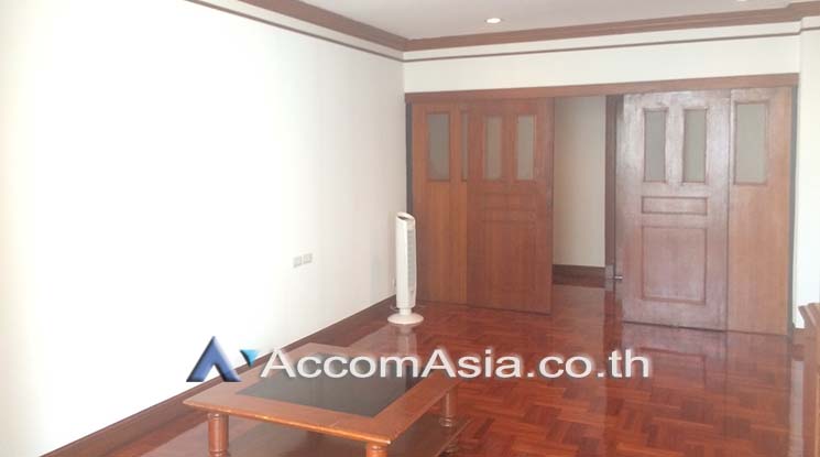 5  4 br Apartment For Rent in Sukhumvit ,Bangkok MRT Sukhumvit - BTS Asok at Newly renovated modern style living place AA11327