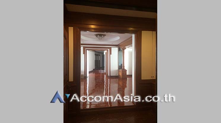 7  4 br Apartment For Rent in Sukhumvit ,Bangkok MRT Sukhumvit - BTS Asok at Newly renovated modern style living place AA11327