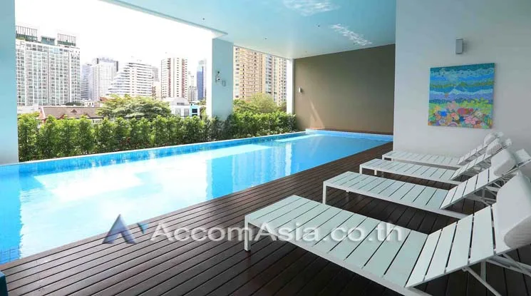 unit 3 Bedrooms  Apartment For Rent in Sukhumvit, Bangkok  near BTS Phrom Phong (AA11338)