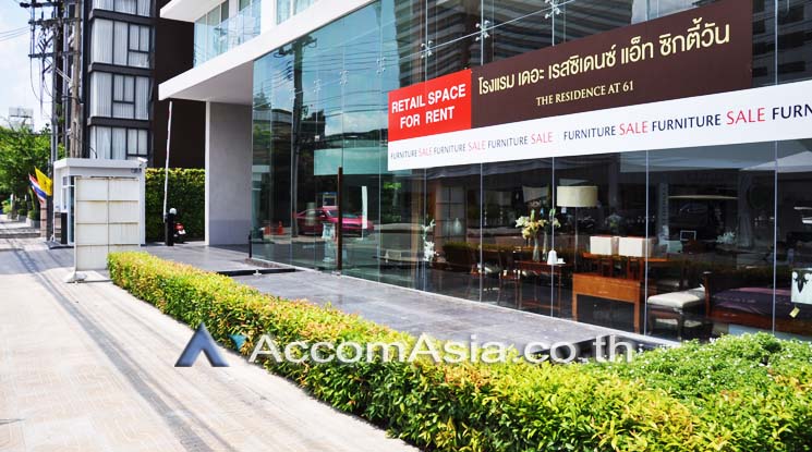  1  Apartment For Rent in Sukhumvit ,Bangkok BTS Ekkamai at Quality Time with Family AA11403