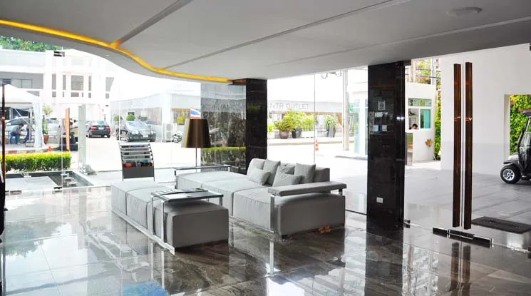 unit Apartment For Rent in Sukhumvit, Bangkok  near BTS Ekkamai (AA11403)