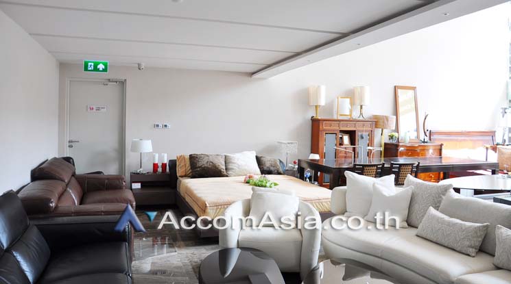 7  Apartment For Rent in Sukhumvit ,Bangkok BTS Ekkamai at Quality Time with Family AA11403