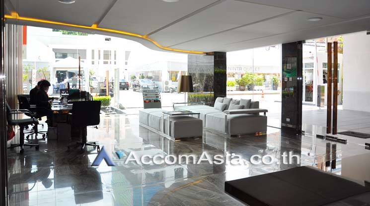  1  Apartment For Rent in Sukhumvit ,Bangkok BTS Ekkamai at Quality Time with Family AA11404