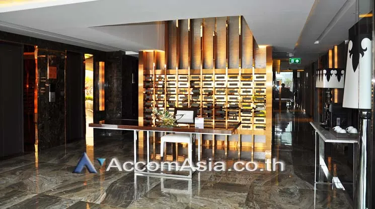 5  Apartment For Rent in Sukhumvit ,Bangkok BTS Ekkamai at Quality Time with Family AA11404