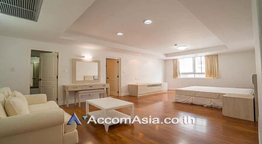unitPet friendly |  3 Bedrooms  Apartment For Rent & Sale in Sukhumvit, Bangkok  near BTS Phrom Phong (AA11453)
